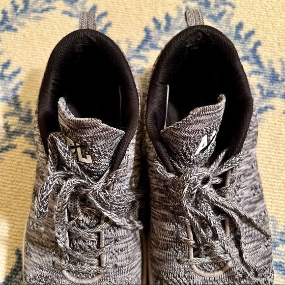 APL® TechLoom Pro Heather Grey Athletic Shoes | 8 - Picture 5 of 8